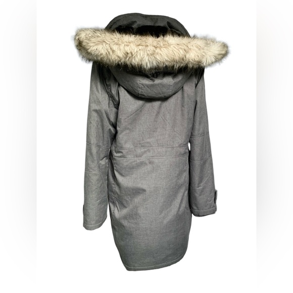 Aritzia TNA Verbier Parka - Picture 5 of 11